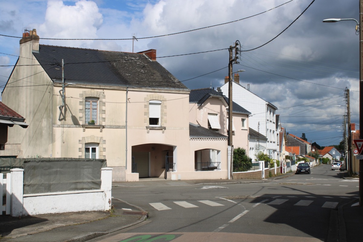 181-Jfraix-Gaulue-cafe-les-Amis-IMG_1422