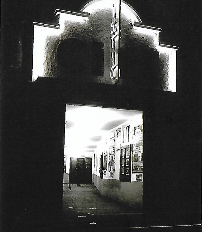 9-Artistic-1960-Thiere-Michel-02-40-75-54-75-entree