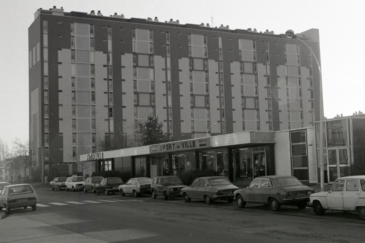 1972-505W1176_25
