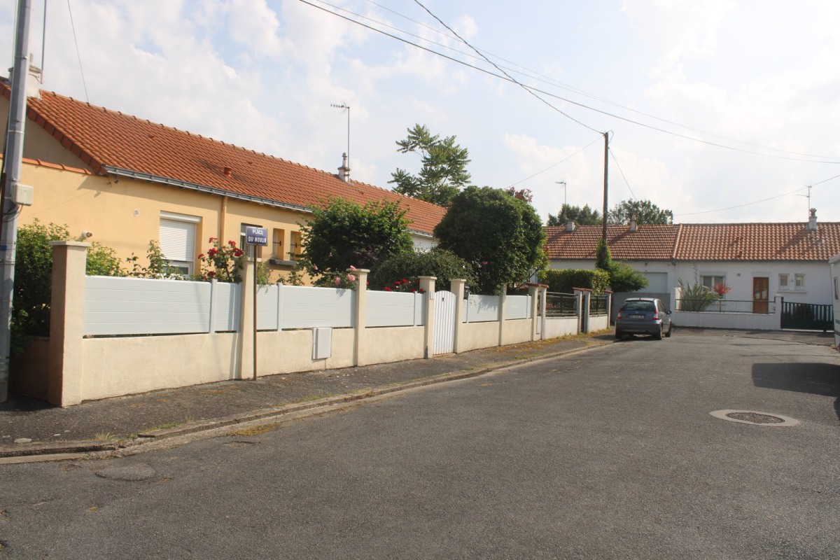 place-du-moulin-IMG_2093