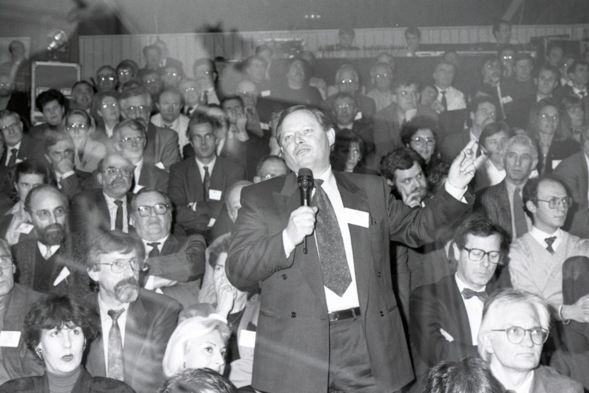 AMRezé_1993-01-Reze-VetB-J-Floch-505W1249_2