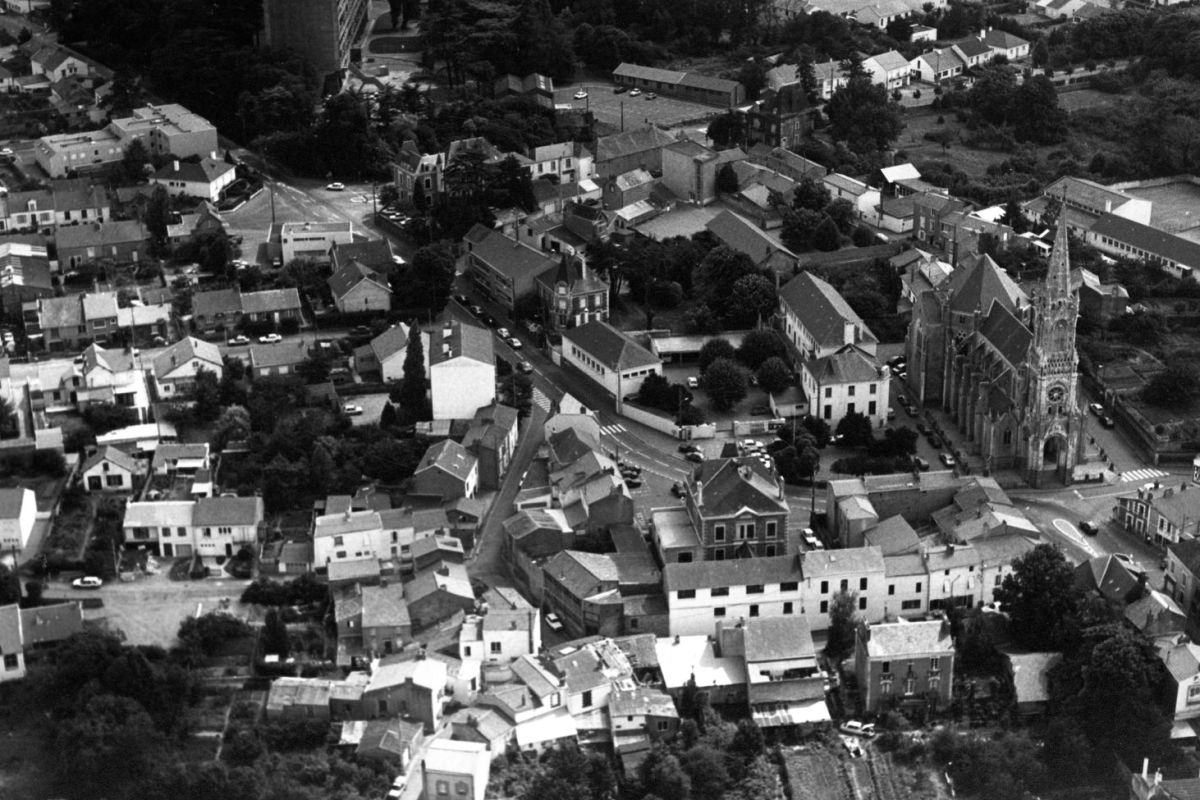 AMRezé_550W_341_07_07-1980-vue-nord-est