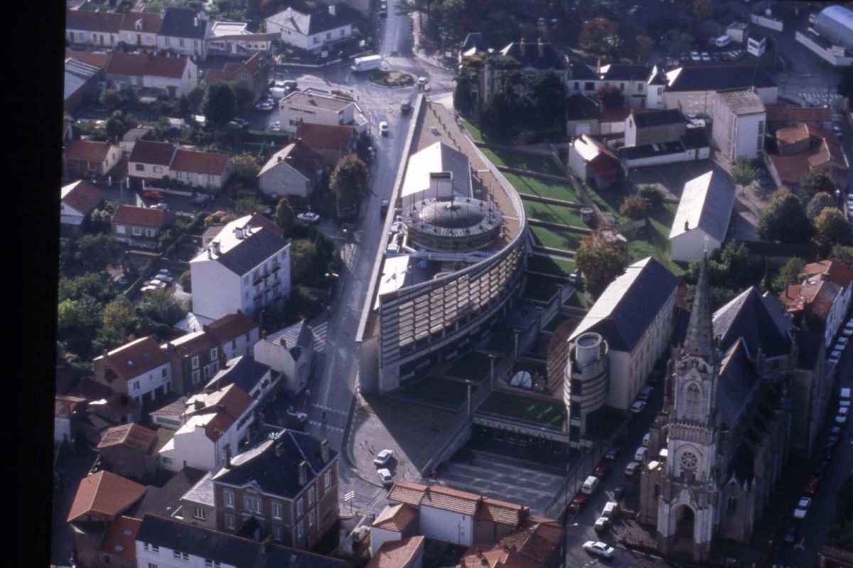 AMRezé_550W_341_13_36-2001-vue-nord-serree