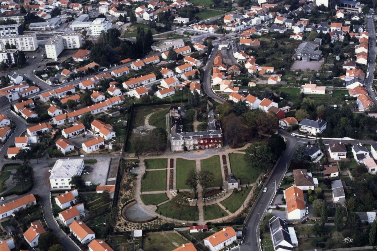 AMRezé_1998-550W_339_1_6