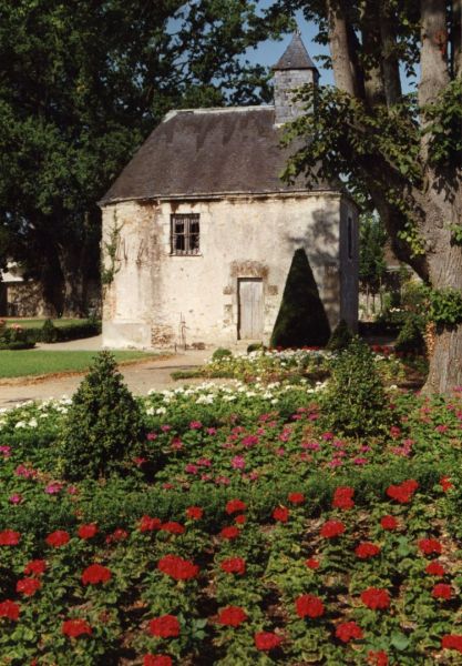 AMRezé_1998-FRAC044143_505W551_27