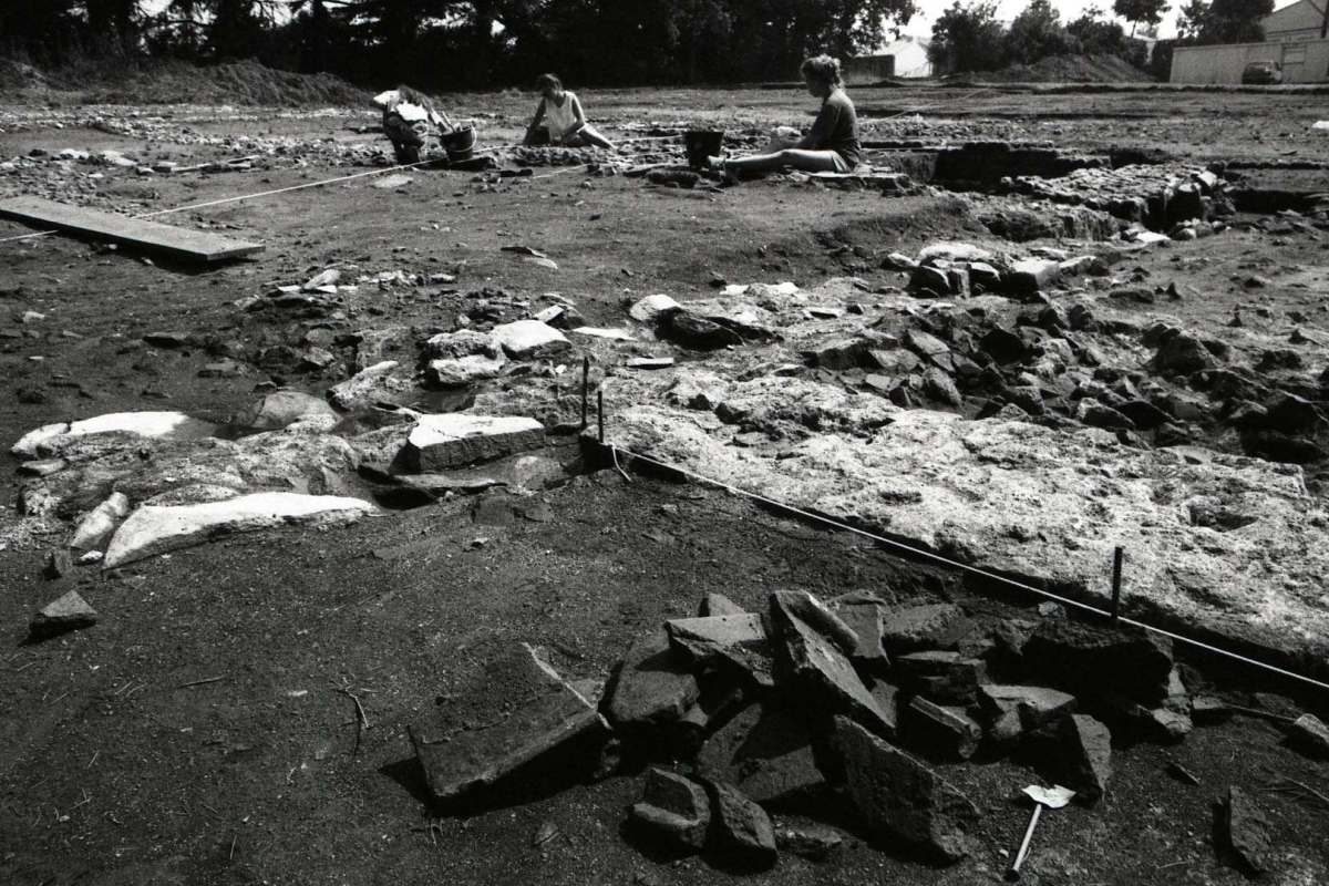 AMRezé_1989-08-Domus-FRAC044143_505W1084_17