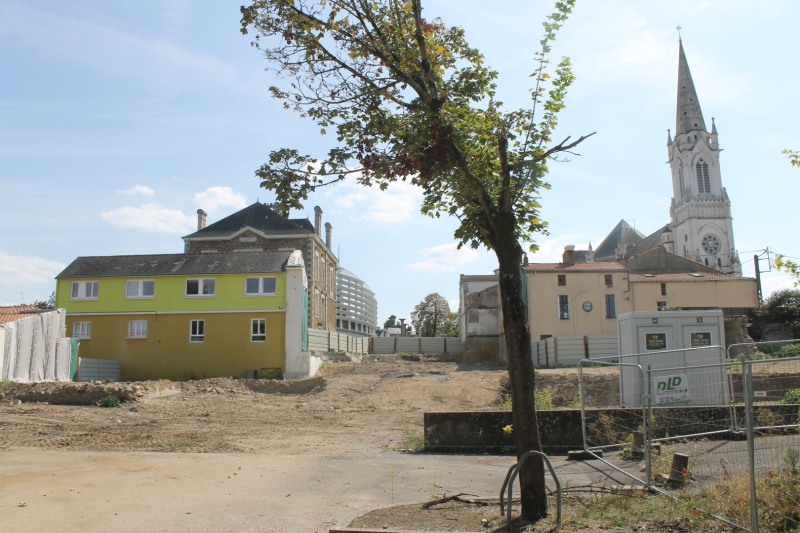 demolition-2018-08-IMG_8302-fouilles-ete