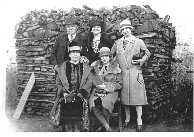 Thuliere-Elie-et-Emilie-en-1932