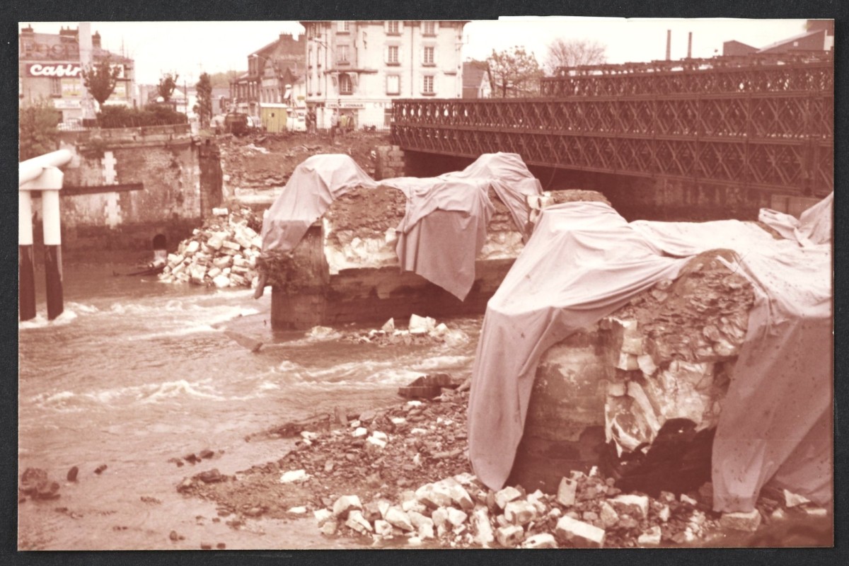 pont-Pont-Rousseau-FRAC044143_505W577_05