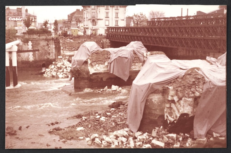 pont-Pont-Rousseau-FRAC044143_505W577_05
