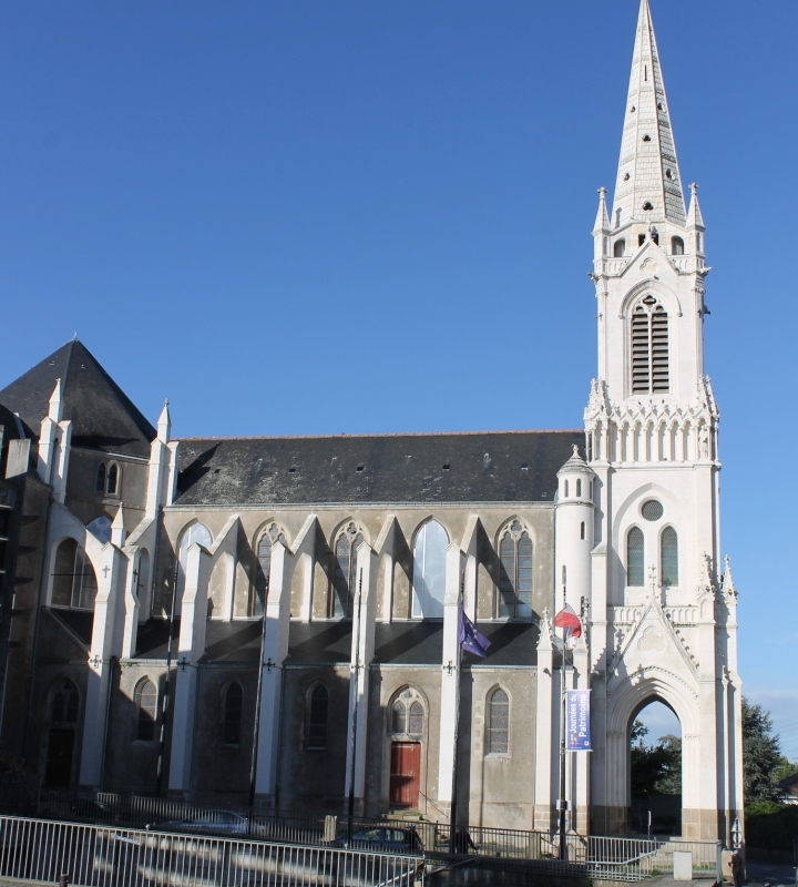 eglise-facade-est-11-006
