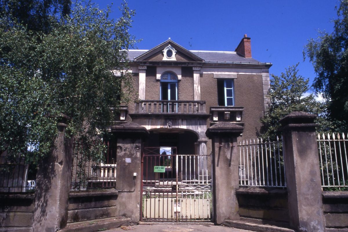 AMRezé_1998-maison-syndicats-550W_351_2_1