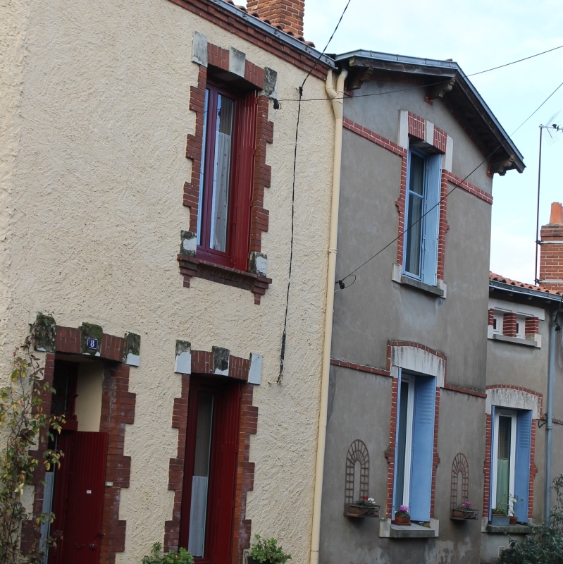 Bourg-027