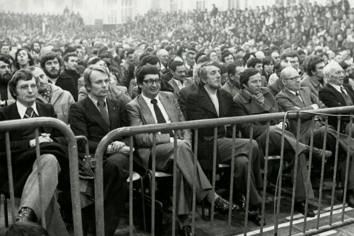 AMRezé_1977-congres-PS-505w530_18