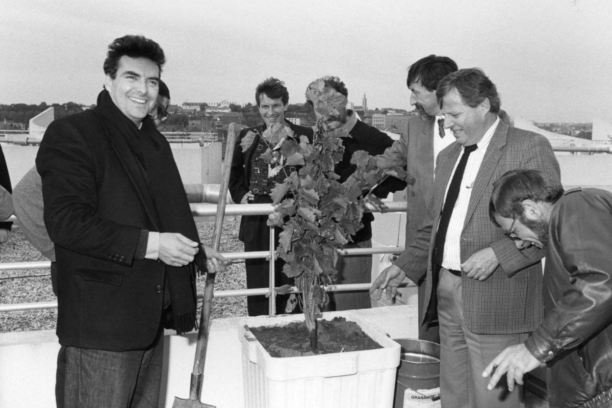 AMRezé_CHAP-5-Avec-D.-Perrault-550_W_335_03_2