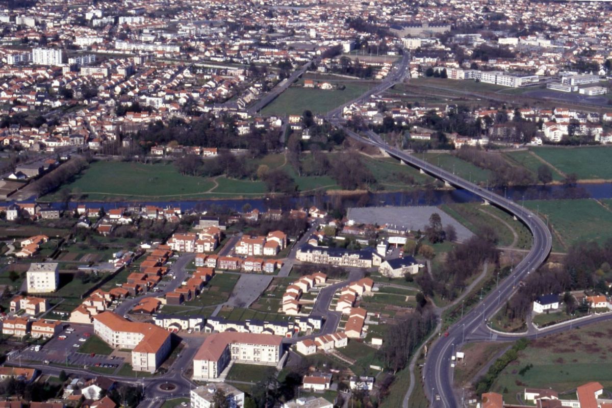 550W_341_13_34_mars_1991