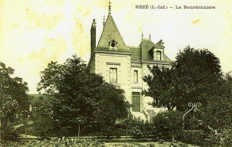 AMReze_La_Bourdonniere