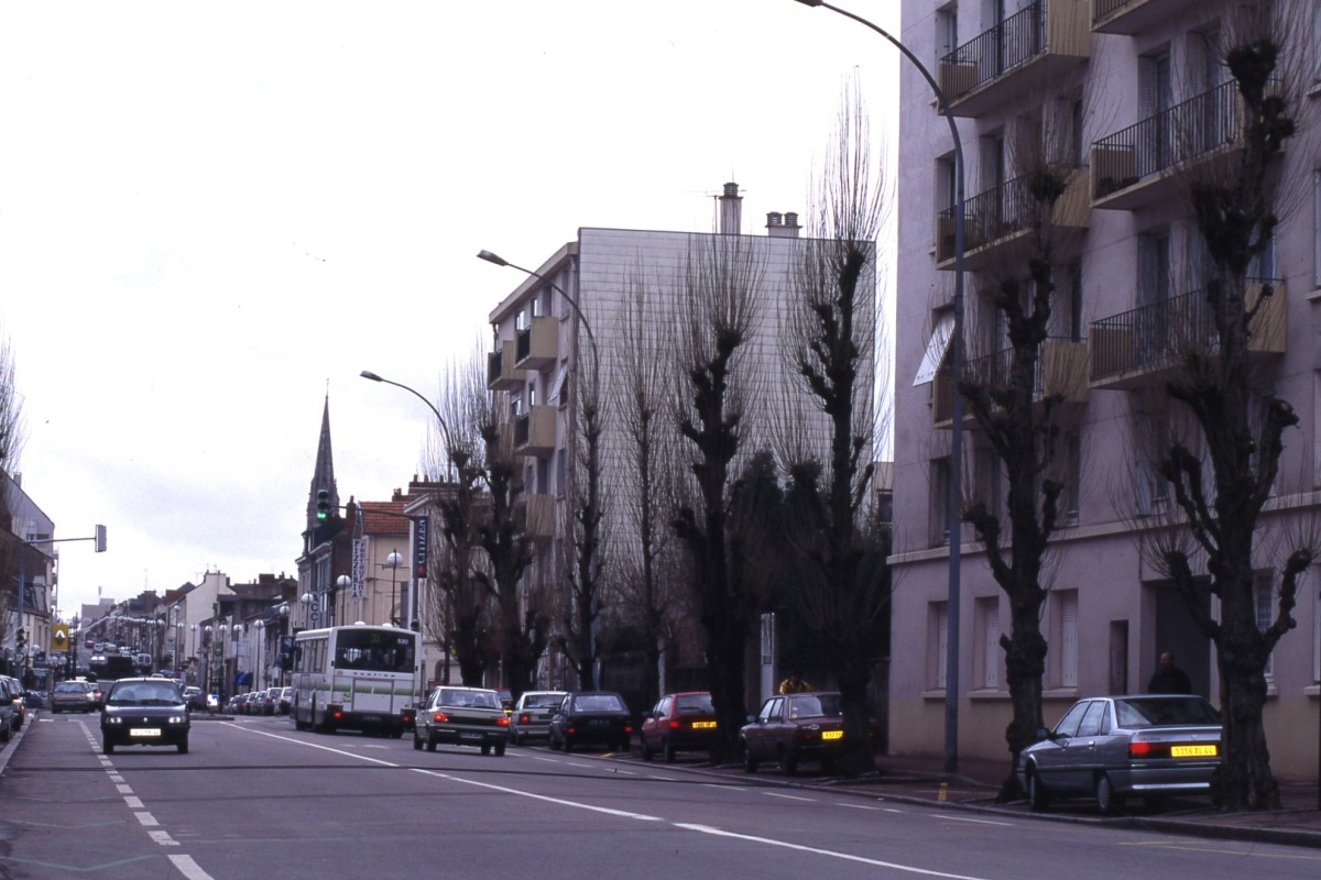 AMRezé_4-a-14-IV-Republique-550W_350_7_3