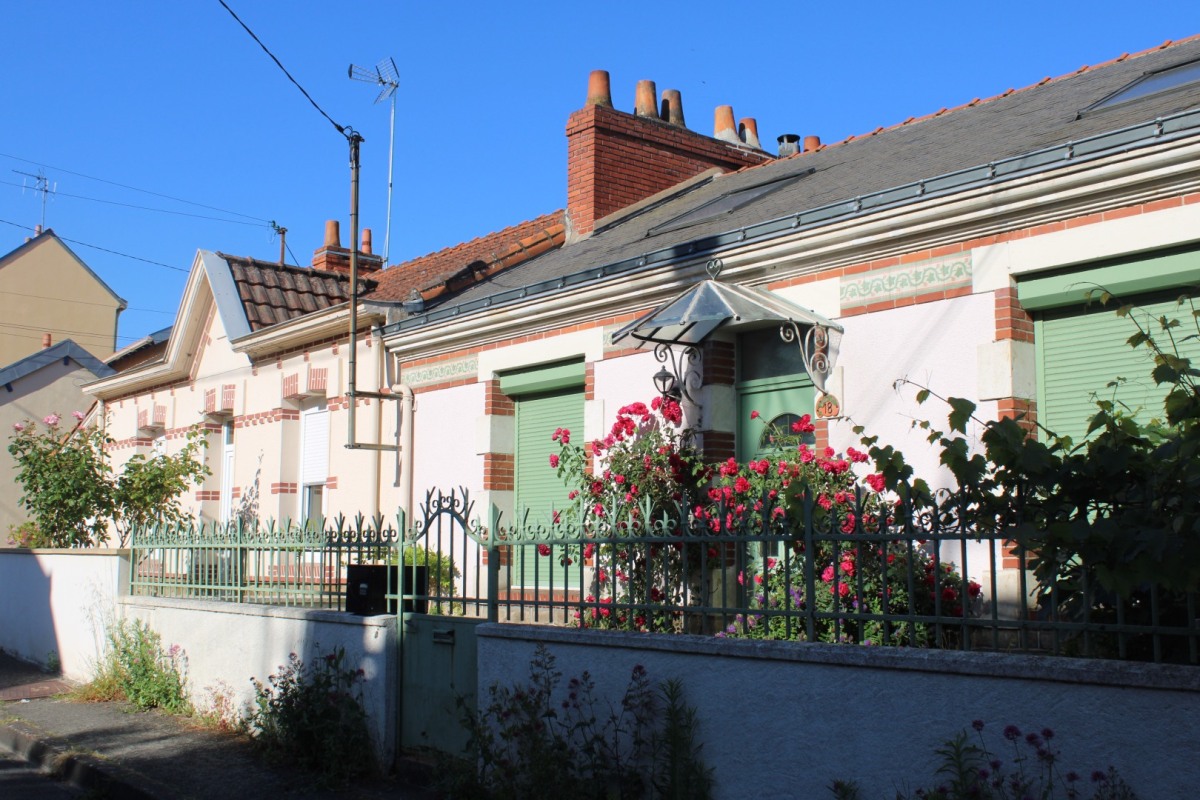 18-20-Curie-IMG_1841