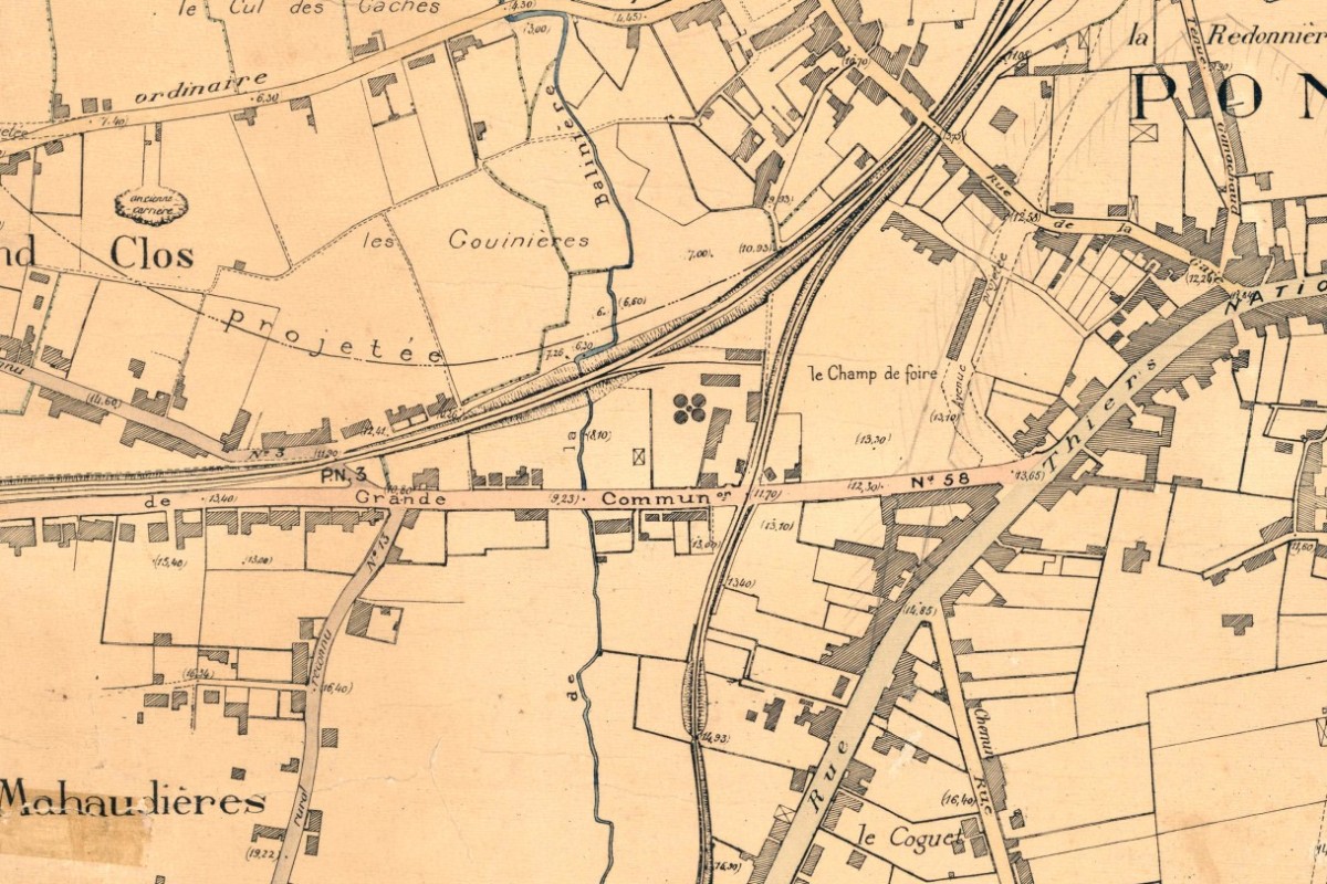 AMRezé_FRAC044143_1S2-Hugo-Barbusse-Curie