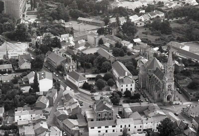 1988-00-1986-07-bourg-505W1166_14