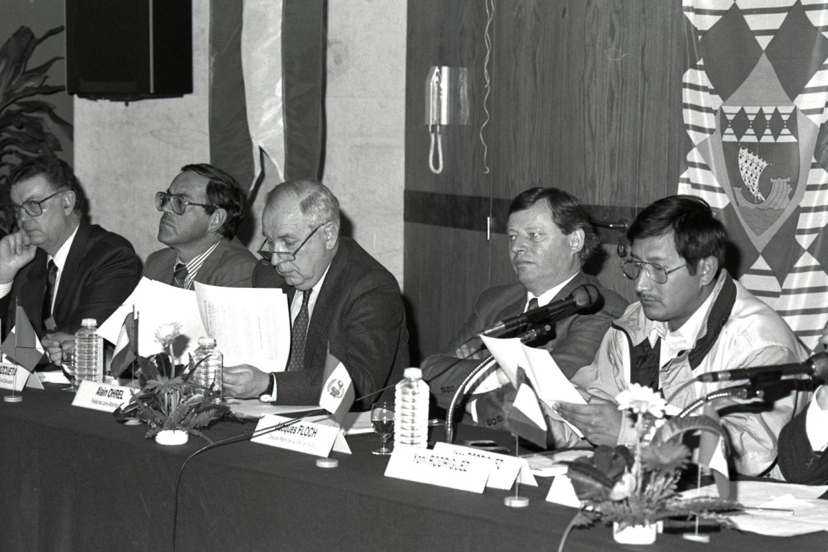 AMRezé_1992-02-Azcuetta-Rodriguez-debat-a-Reze-FRAC044143_5505W1120_19