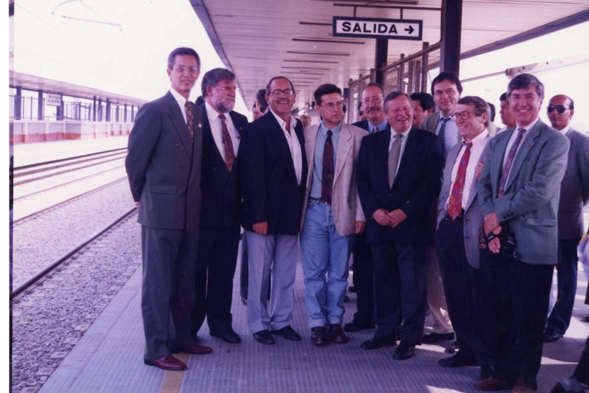 AMRezé_1996-05-VES-train-550W375_12_23