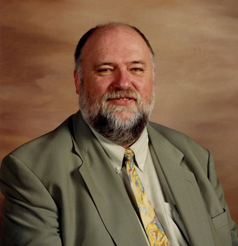 AMRezé_550W343_06_16_Eric-Plumer_2001