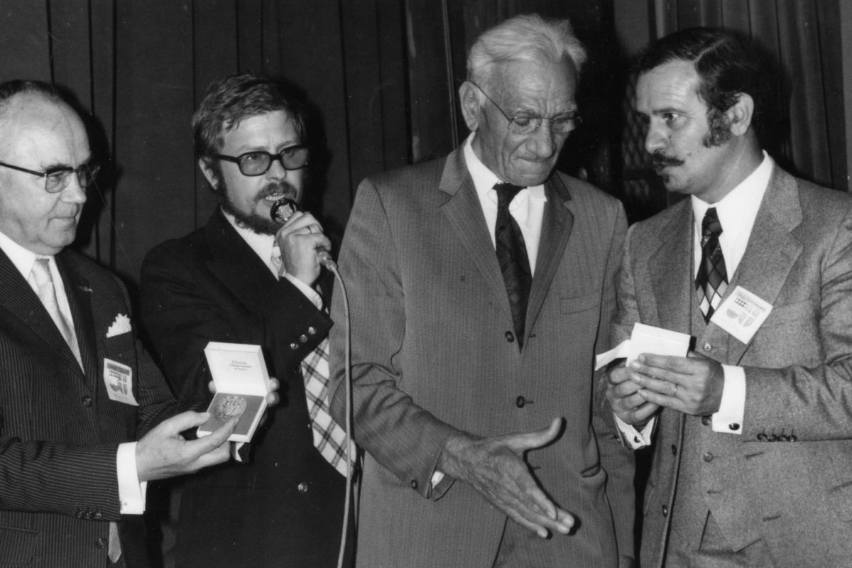 AMRezé_505w536_19-Feller-Plancher-1974-10-04