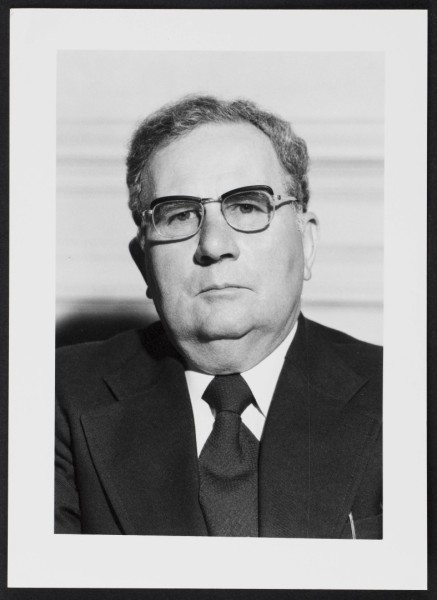 AMRezé_FRAC044143_8703_W22_05-Louis-Quebaud-adjoint-1977