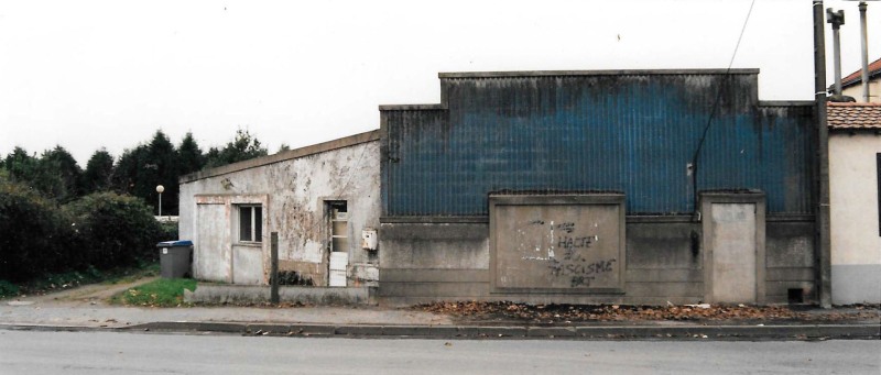 Leclerc-Cinema-facade1995