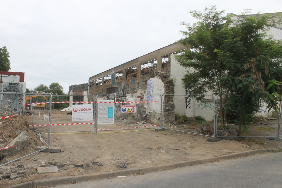 Leschaud-demolition-IMG_5917