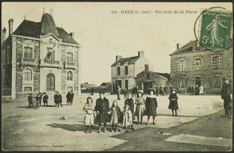 AMRezé_mairie-FRAC044143_5Fi1_179