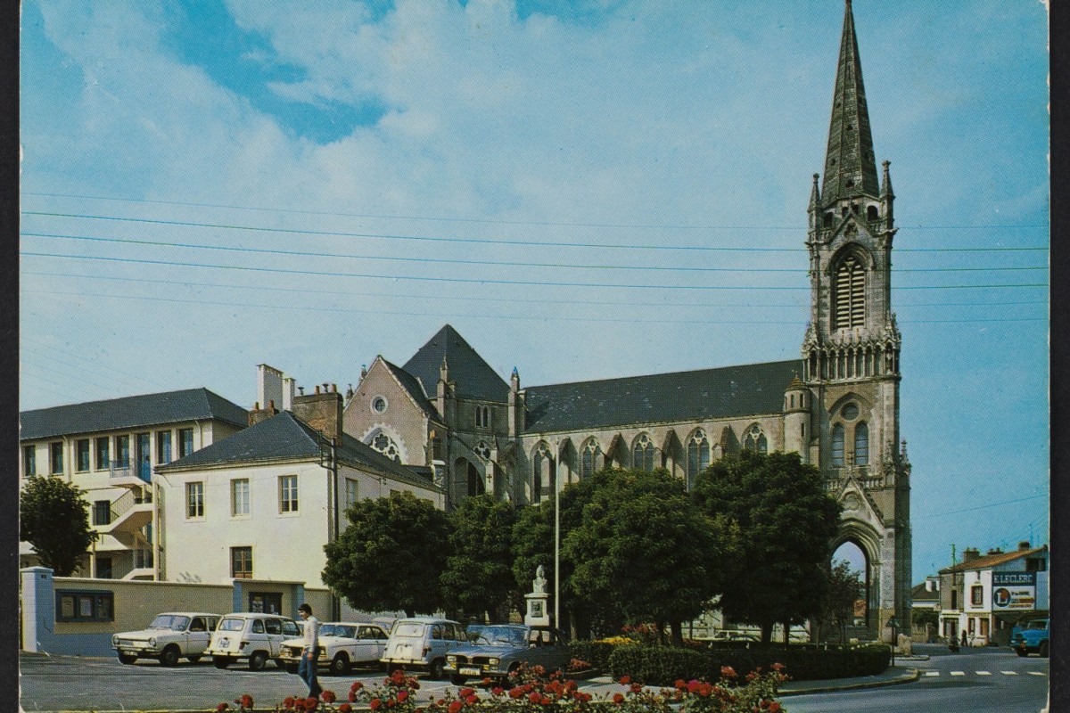 AMRezé_place-FRAC044143_5FI3_105