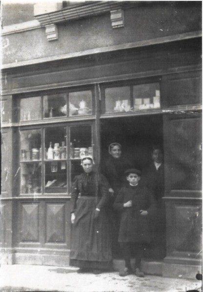 41FFaure-Cormerais-epicerie-1910-MFArtaud-CHT
