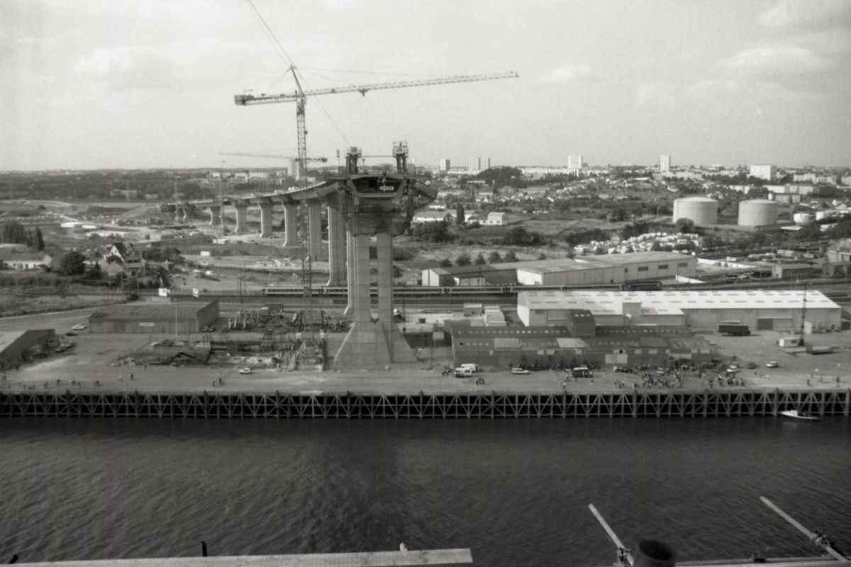 AMRezé_505W1248_46-chantier-pont-de-Chevire-1990-06