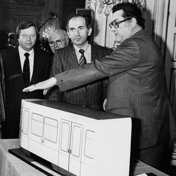 AMRezé_505w530_15-Charles-Fiterman-1981-11
