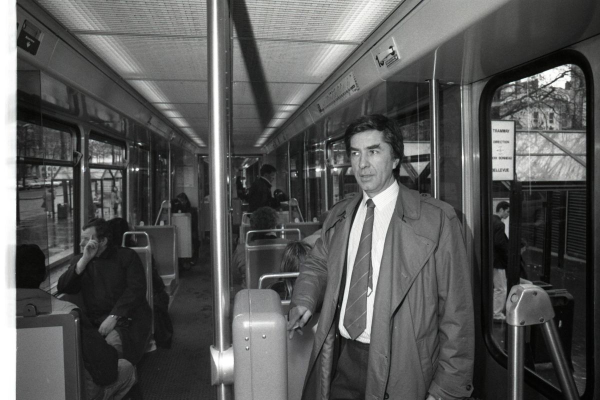 AMRezé_1990-02-505W1245_90