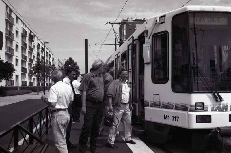 1992-07-9-tram-passe-505W1245_16