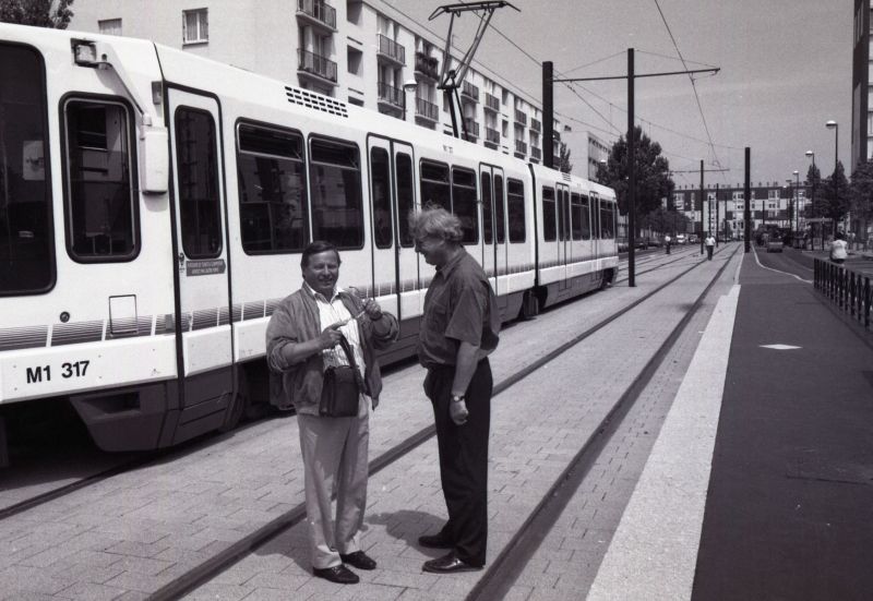 1992-07-9-tram-passe-505W1245_27