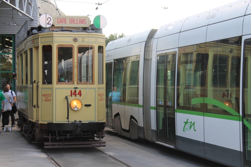 tram-15-038
