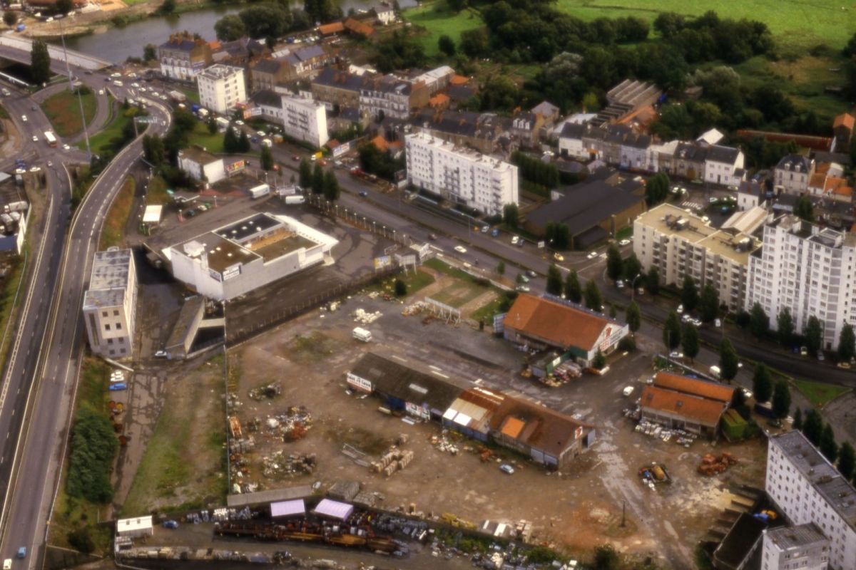 AMRezé_1984-Reffe-tobogan-550W_350_1_12