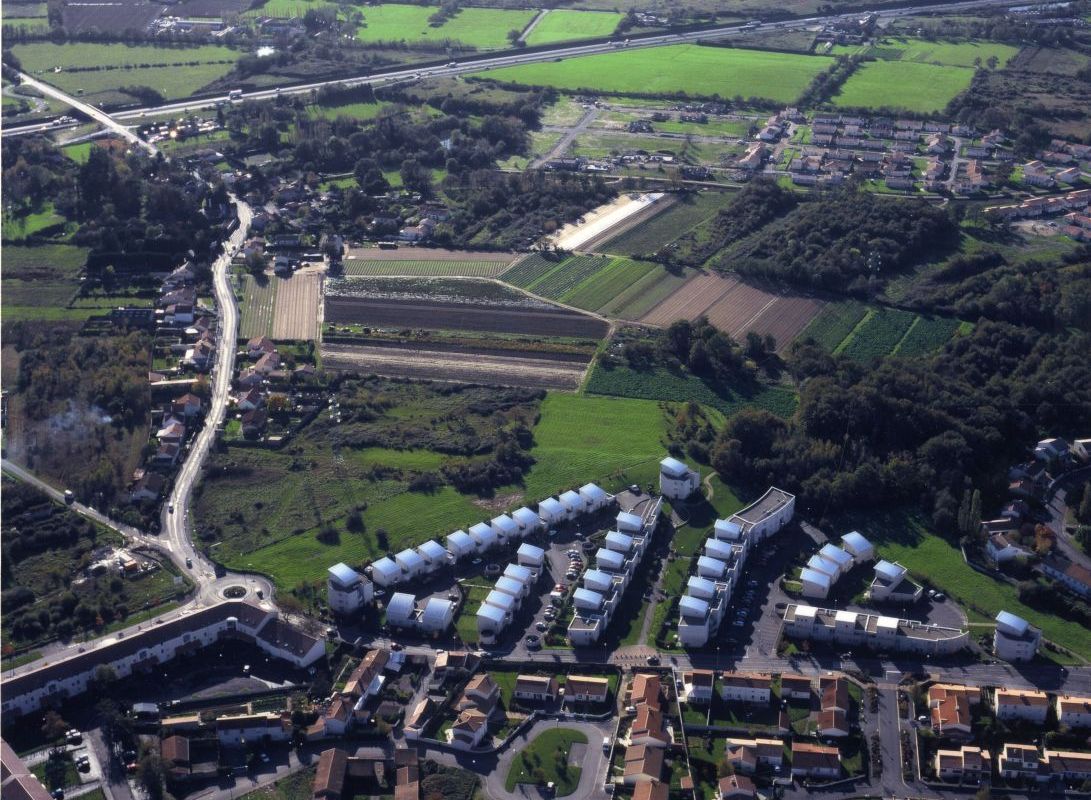 550W_341_03_2-Zac-de-Praud-ouest-Genetais-1998