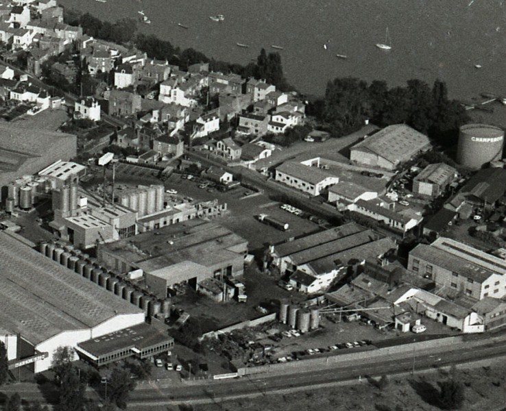 AMRezé_1986-09-Port-au-Ble-Haute-Ile-505W1149_8-Mainguet