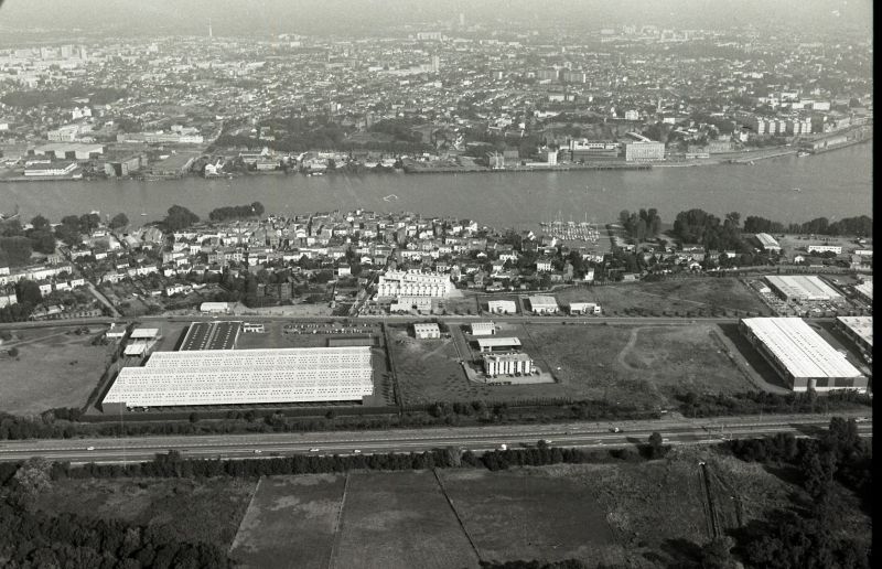 AMRezé_1986-09-garage-Tan-Trentemoult-505W1149_14