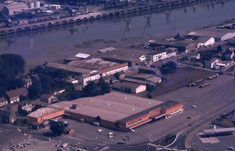 AMRezé_Conforama-550W352_5_8