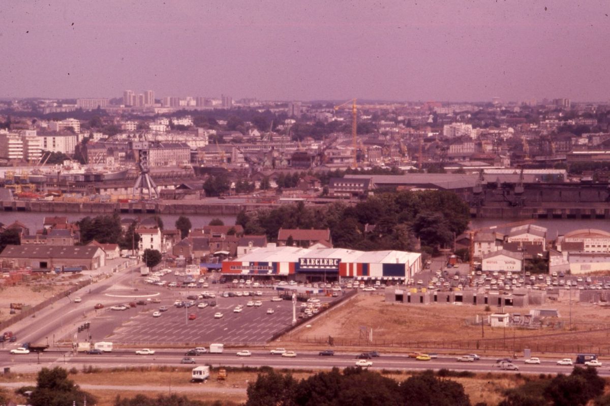 AMRezé_Leclerc-550W352_5_5