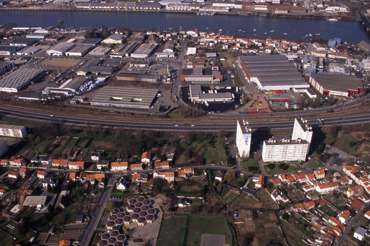 AMRezé_ZI-nord-550W352_4_1