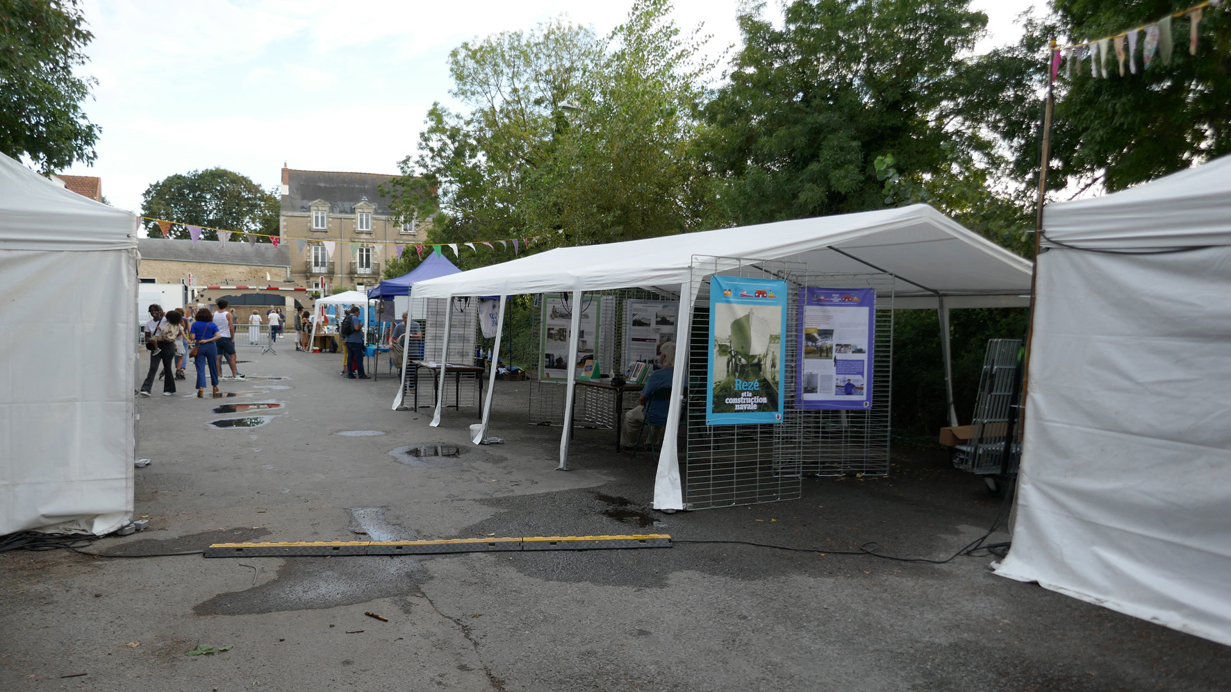 Le stand de Rezé Histoire